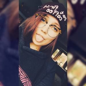 Meet your Posher, Jade